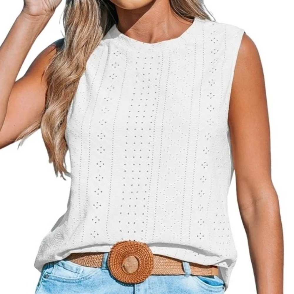 Women's Cupshe Eyelet White Tank Top, Size Small